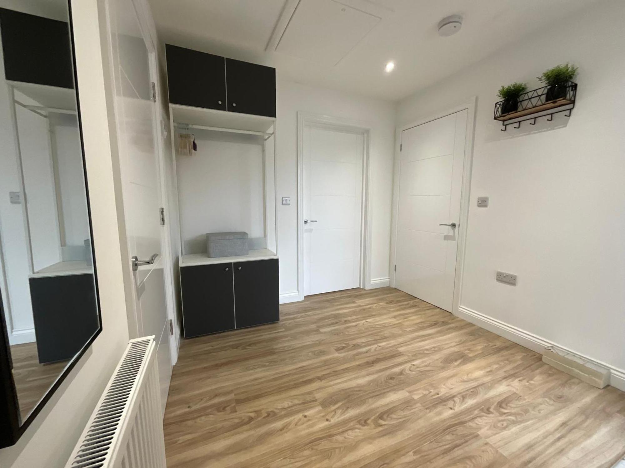 The Court Yard Apartment Cheddar Bagian luar foto